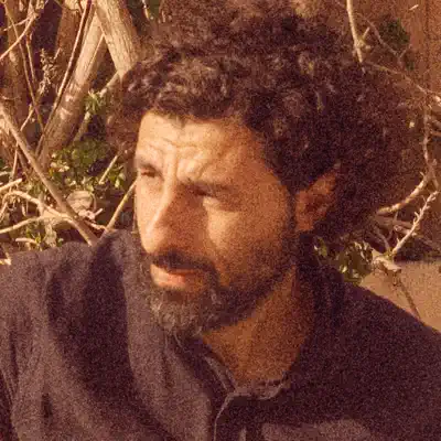 Posłuchaj wykonawcy José González, obejrzyj teledyski, przeczytaj biografię, zobacz daty tras koncertowych i nie tylko!